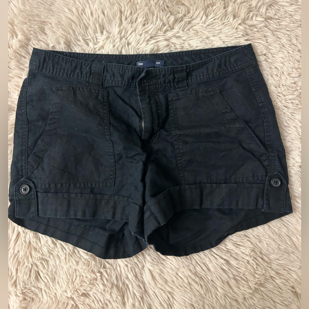 Gap women’s shorts linen